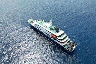 The Dutch-flagged cruise ship MV Hondius has 149 people on board