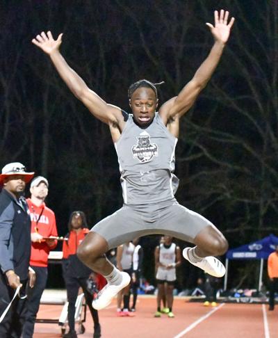 Simmons, Morgan help lead BRHS track in latest meet