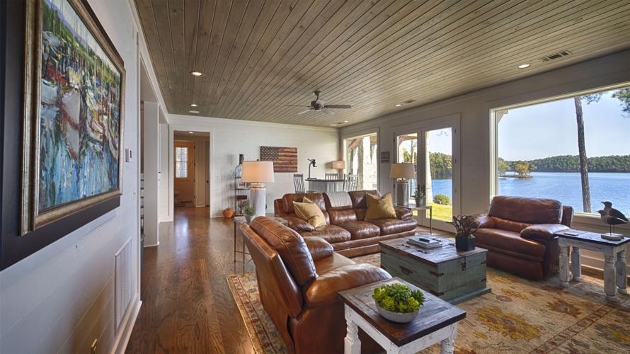 Fall in love with the lake