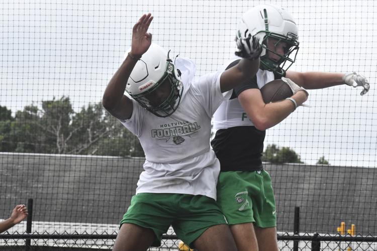 New leaders emerge for Holtville at 7-on-7