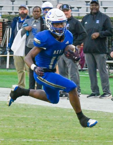 Martin’s touchdown leads Rebels in state title fight