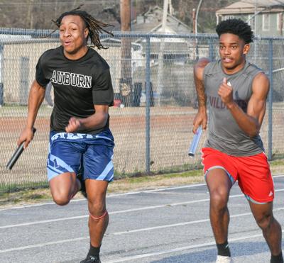 Benjamin Russell finishes strong before sectionals