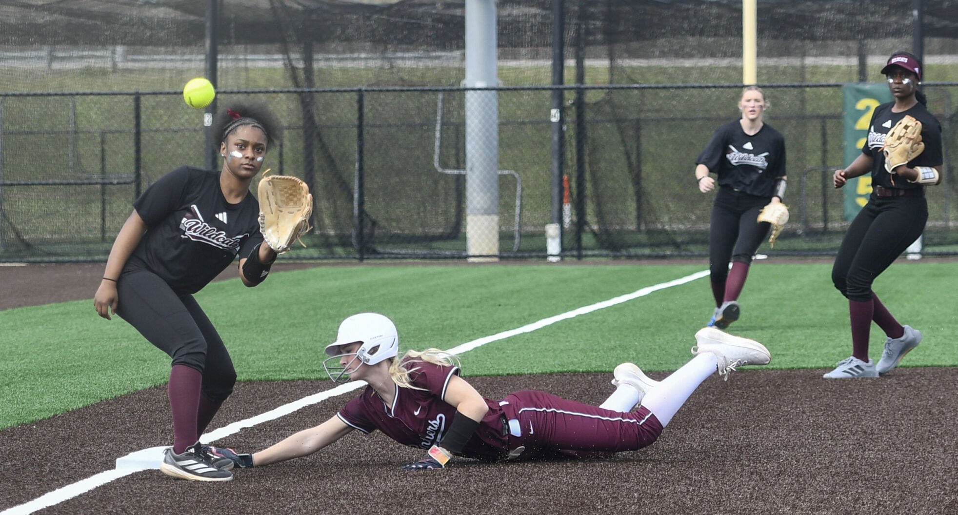 030426 EC-BR softball 04.jpg