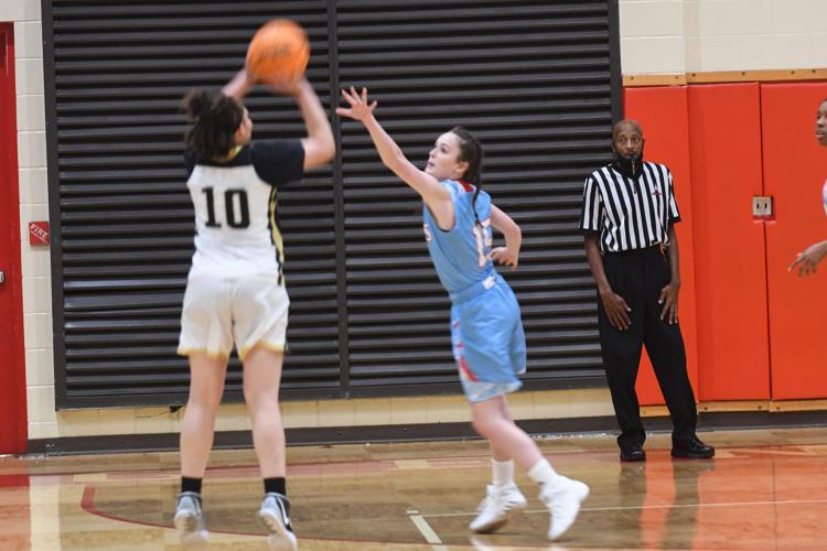 PHOTOS: Horseshoe Bend wins a game and loses a game versus B.B. Comer Tuesday night