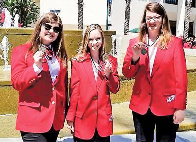 Horeshoe Bend students experience earthquakes while winning medals at FCCLA nationals