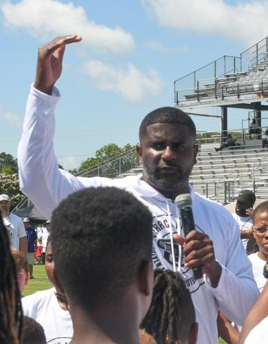 PHOTOS: Derrick Ansley hosts football camp at Tallassee