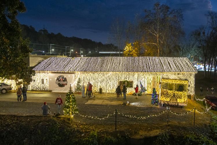 PHOTOS: Christmas on the Coosa