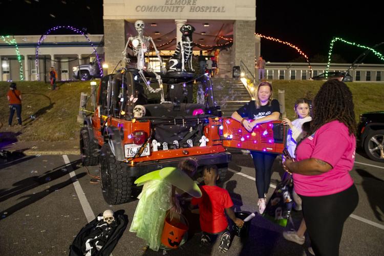 PHOTOS: Ivy Creek Healthcare hosts annual trunk or treat