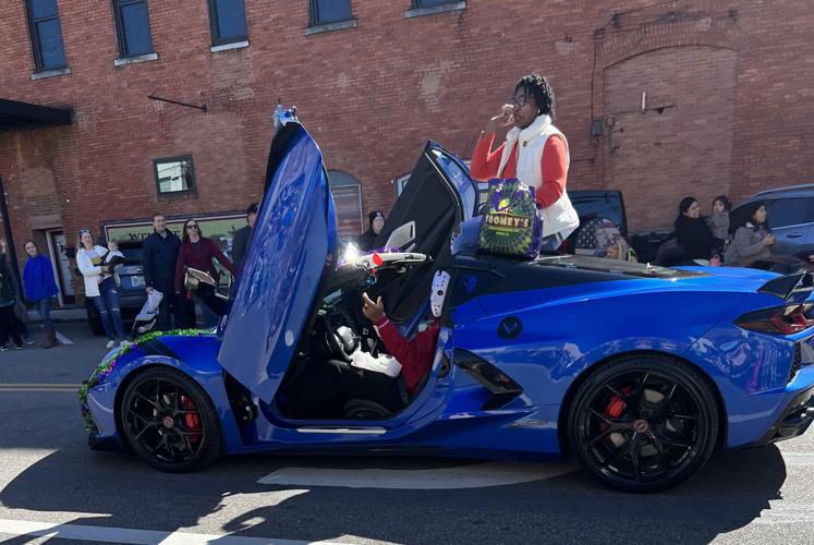 PHOTOS: Order of Cimarron hosts Mardi Gras parade