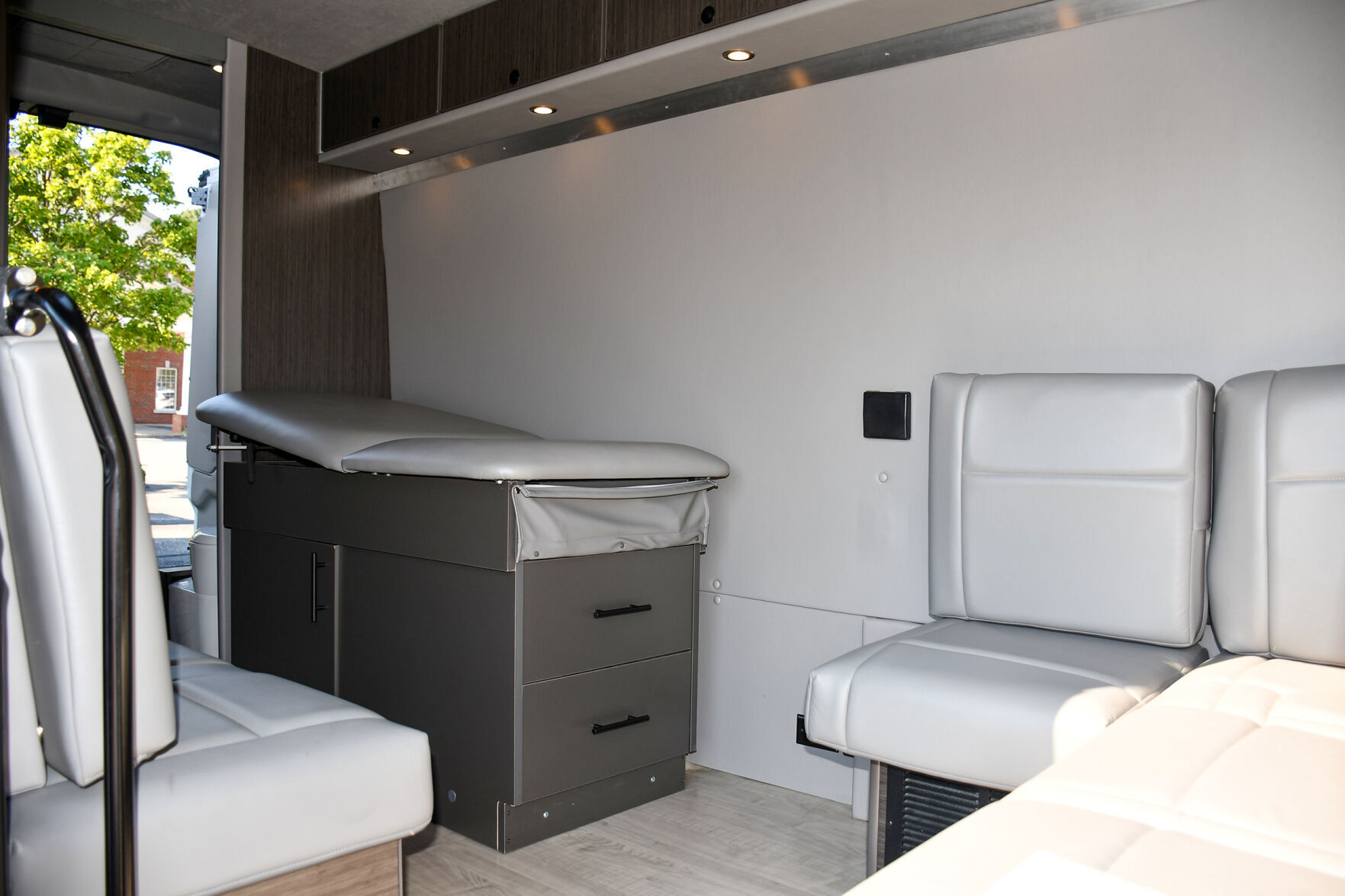 Sav-A-Life receives life-altering van | Alexander City Outlook ...