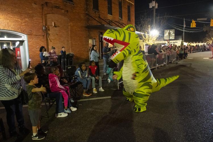 PHOTOS: Christmas on the Coosa