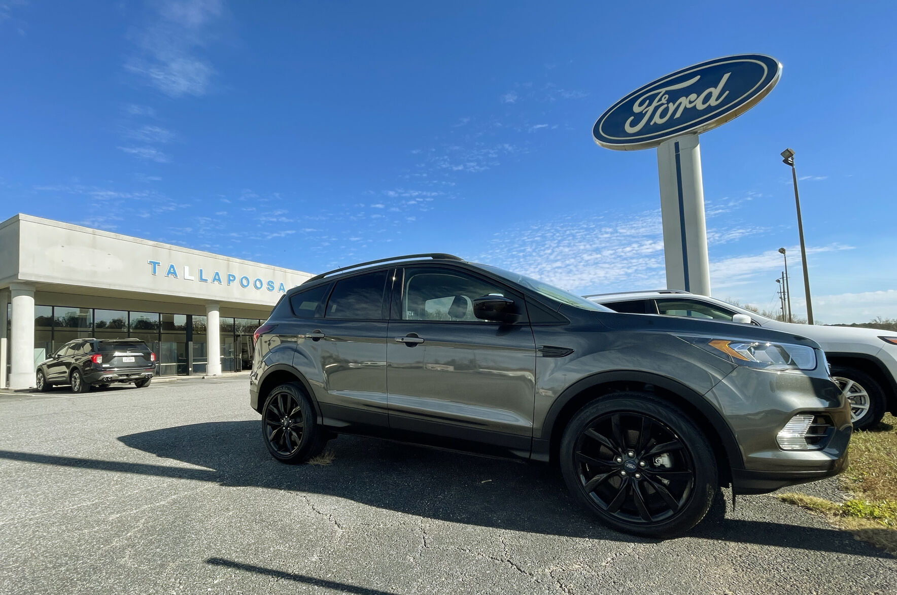 Two new cars stolen from Alexander City dealership
