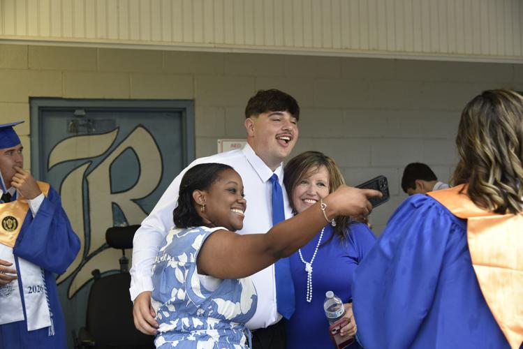 052726RHSGRAD3.jpg