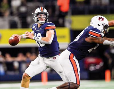 Late touchdown pass caps Auburn comeback over Oregon
