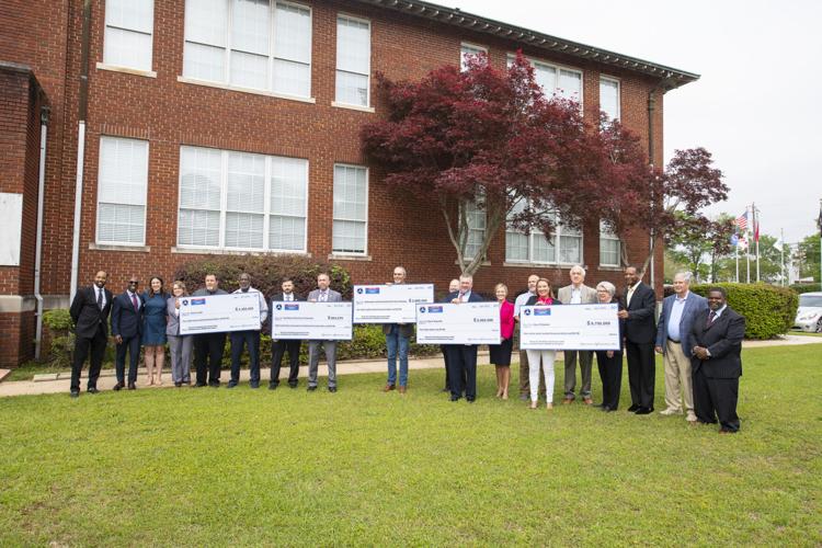 PHOTOS: Tallassee receives gas line replacement grant