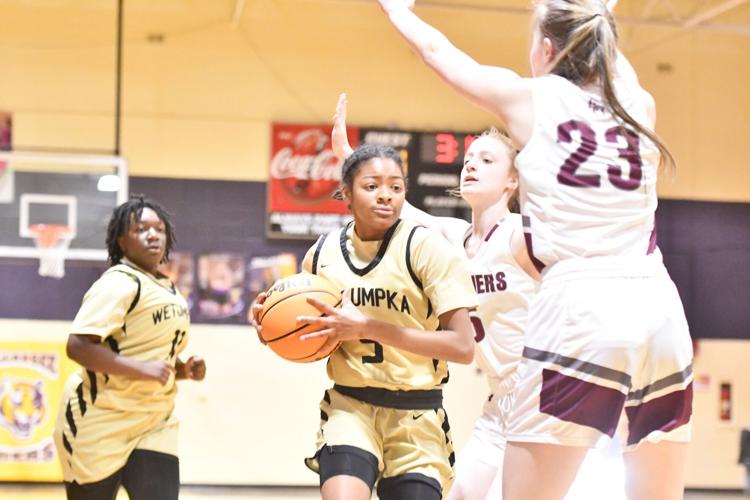 PHOTOS: Wetumpka girls defeat Elmore County, 46-41