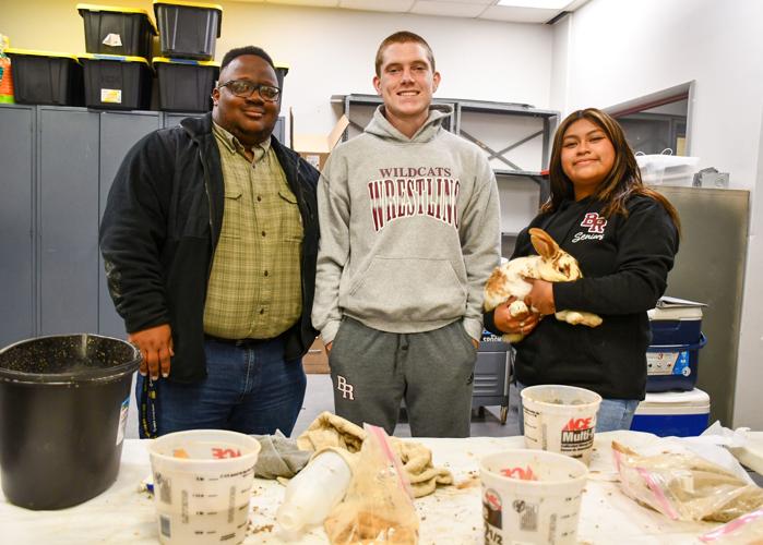 110825 BRHS ag class2.jpg