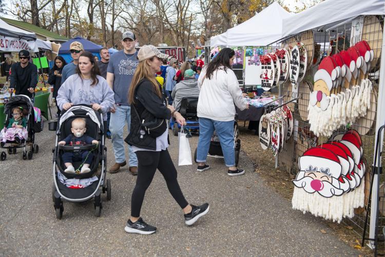PHOTOS: Christmas on the Coosa