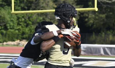 062426 wetumpka football recruiting.jpg