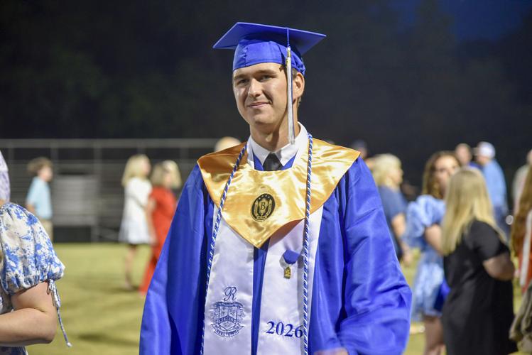 052726RHSGRAD40.jpg