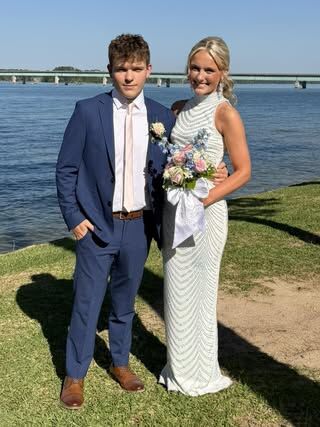 Hank Hunter and Lily Moss.jpg