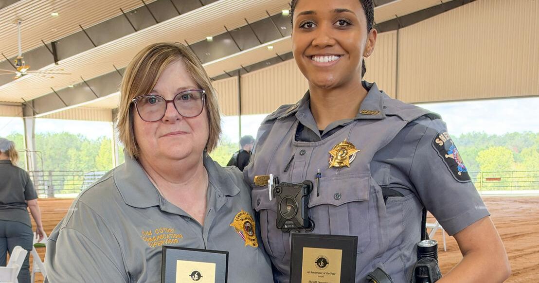 Longtime dispatcher wins first responder award