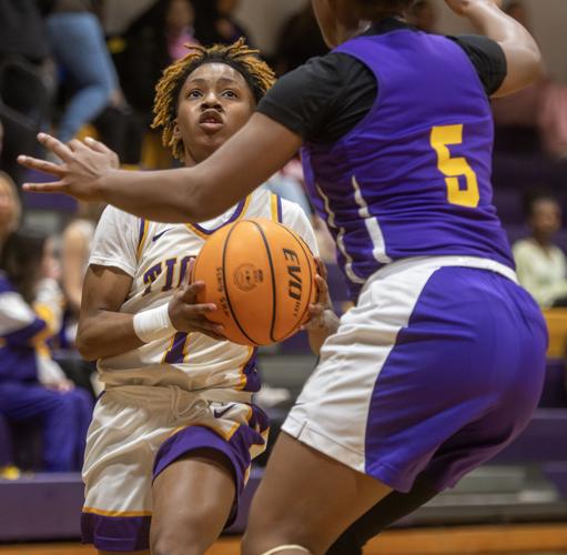 013026 tallassee basketball 05.jpg