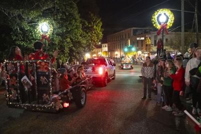 PHOTOS: Christmas on the Coosa