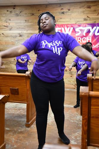 PHOTOS: New Style Church opens Alexander City campus