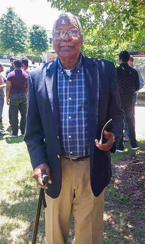 021126 orlandos black icons1.jpg