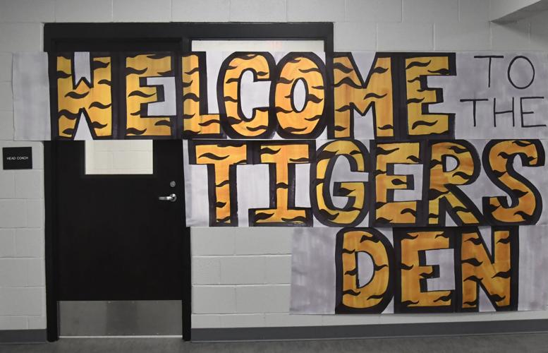 Dadeville fieldhouse ribbon cutting