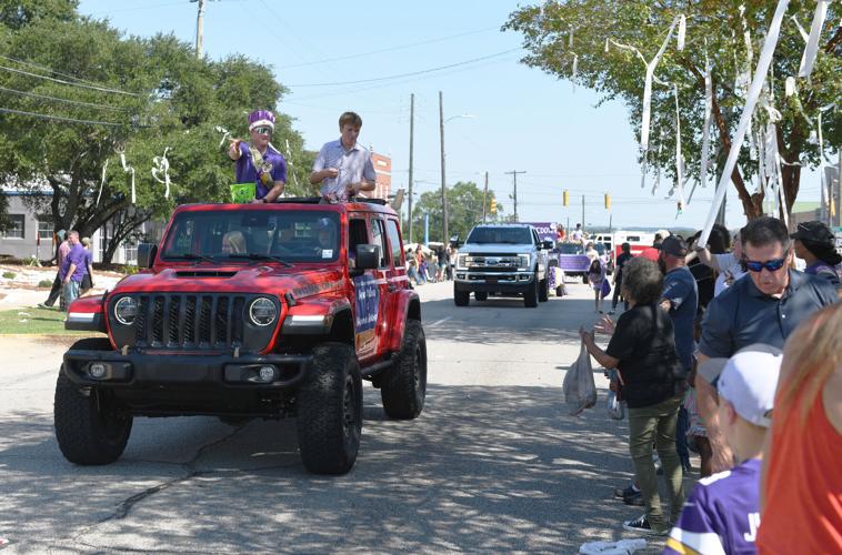 20260916 THS Homecoming Parade 017.jpg