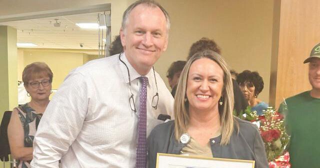 Russell Medical announces Employee of the Year honors
