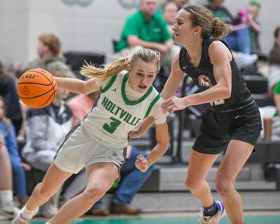 011426-holtville girls.jpg