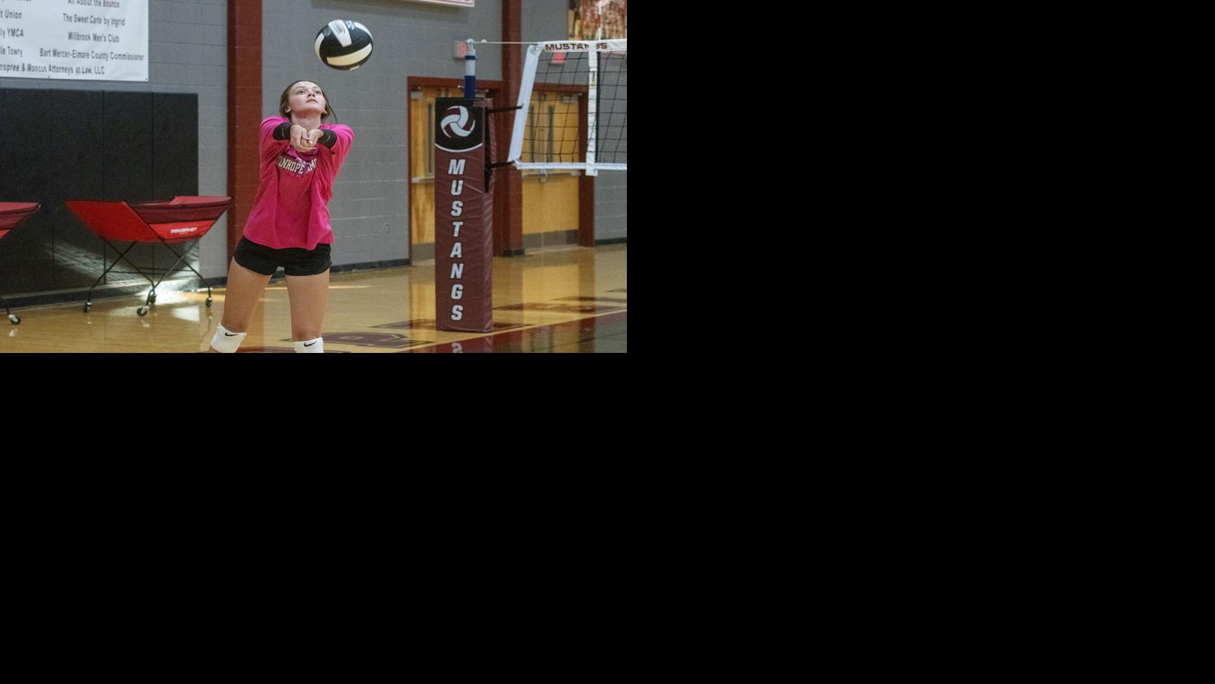 Stanhope Elmore is geared up for volleyball