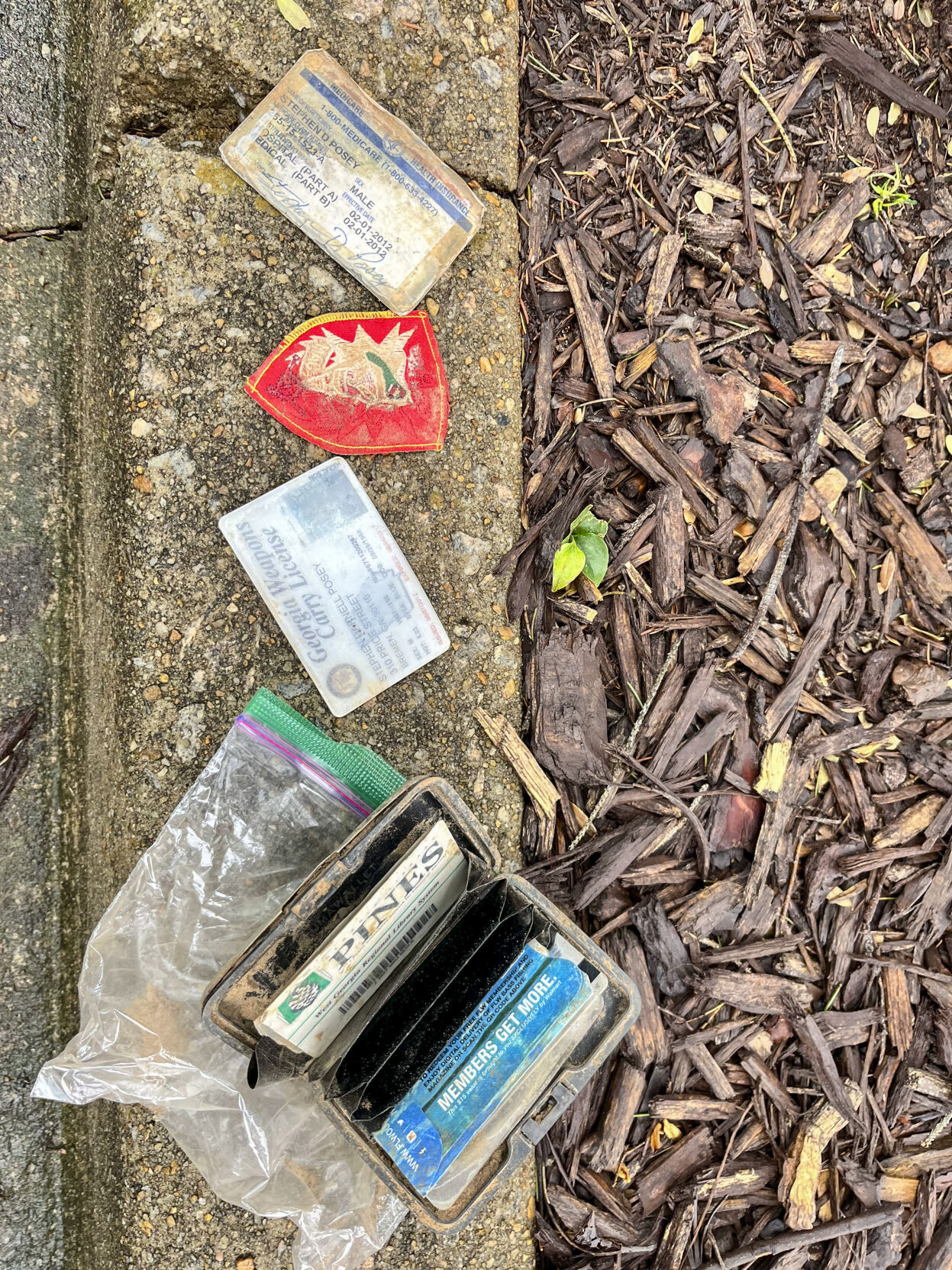 Drying out the wallet_edit.jpg