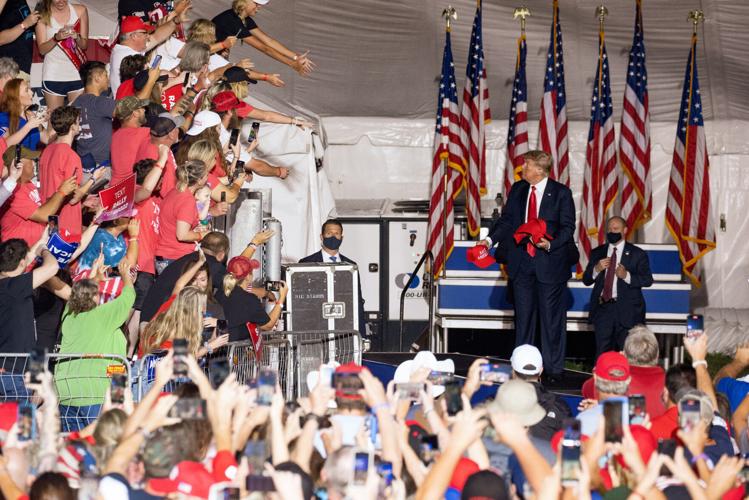 Photos:Trump hosts rally in Cullman