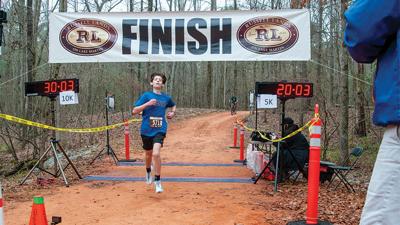 Layton Bradford, Ashley Walker win Russell races