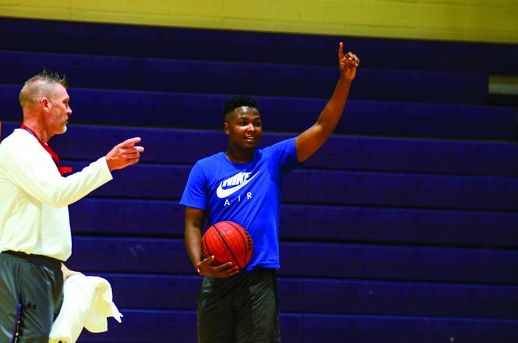 PHOTOS: Star Seeds host youth basketball camp at Tallassee