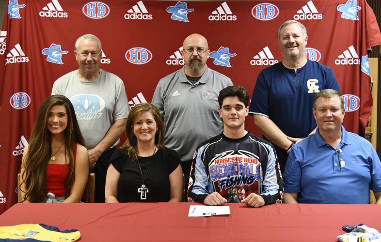 Horseshoe Bend's Grayson Walls signs with CACC