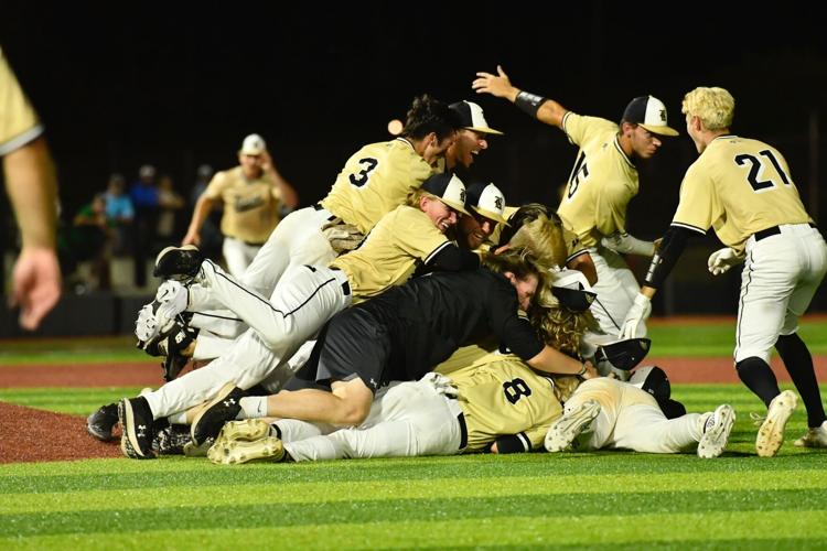 Holtville baseball falls in Game 3 of 5A championship series