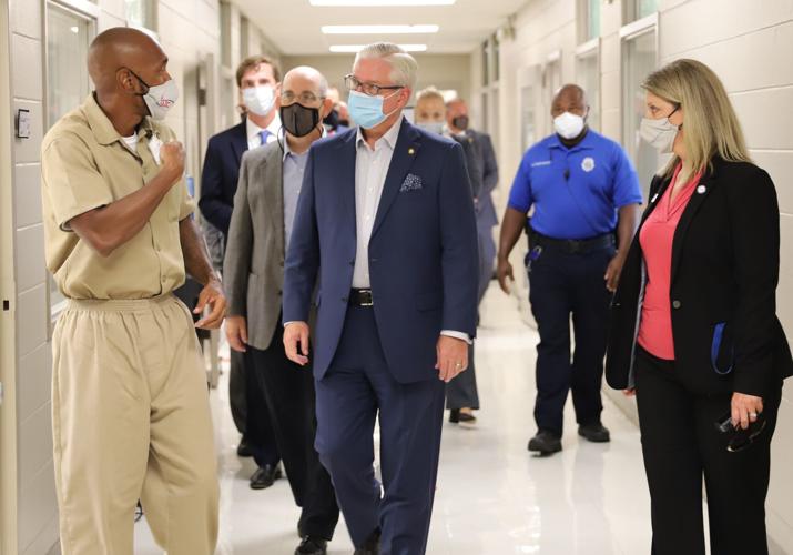 Senators Reed and Chambliss tour Ingram State’s main campus