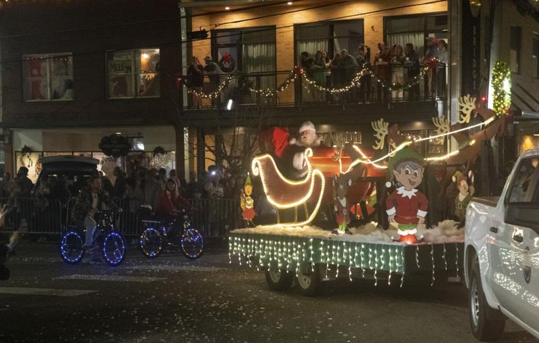 PHOTOS: Christmas on the Coosa