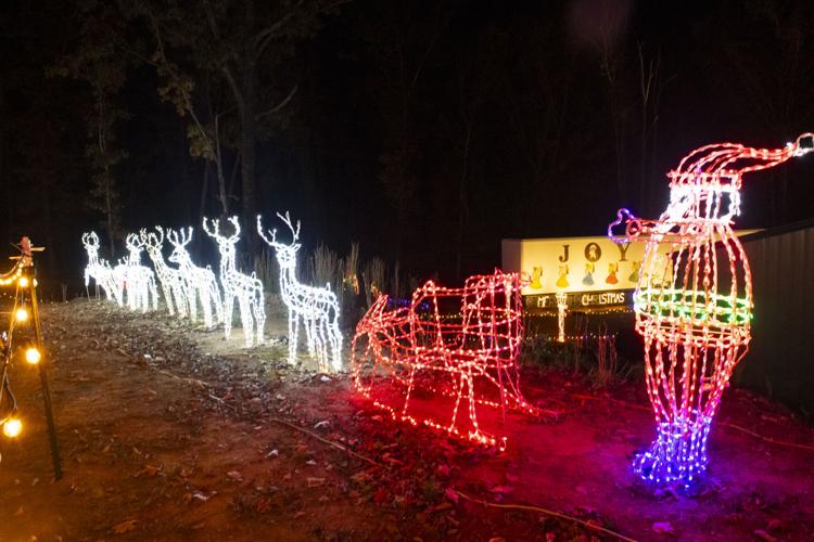 PHOTOS: Christmas Lights at Big Bear Lodge
