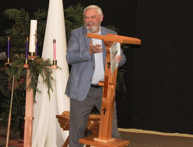 Rick Pate speaks at Annual Farm City Banquet