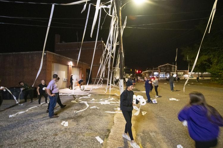 PHOTOS: Tallassee High School Class of 2025 and 2005 roll downtown