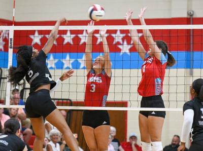 082626-hbs volleyball 001.jpg
