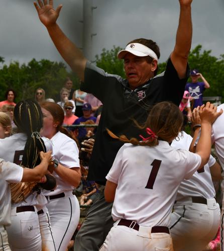 PHOTOS: Elmore County punches ticket to state with victory over Tallassee