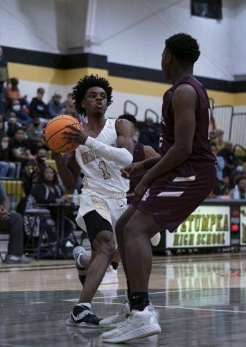Wetumpka claims Class 6A Area 5 title with nail-biter over Benjamin Russell