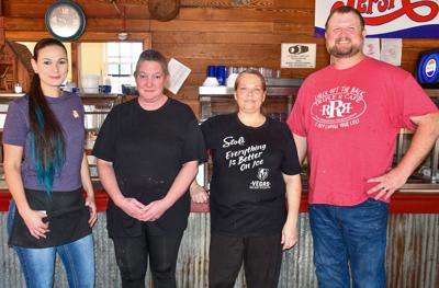 112225 Triple r thanksgiving.jpg